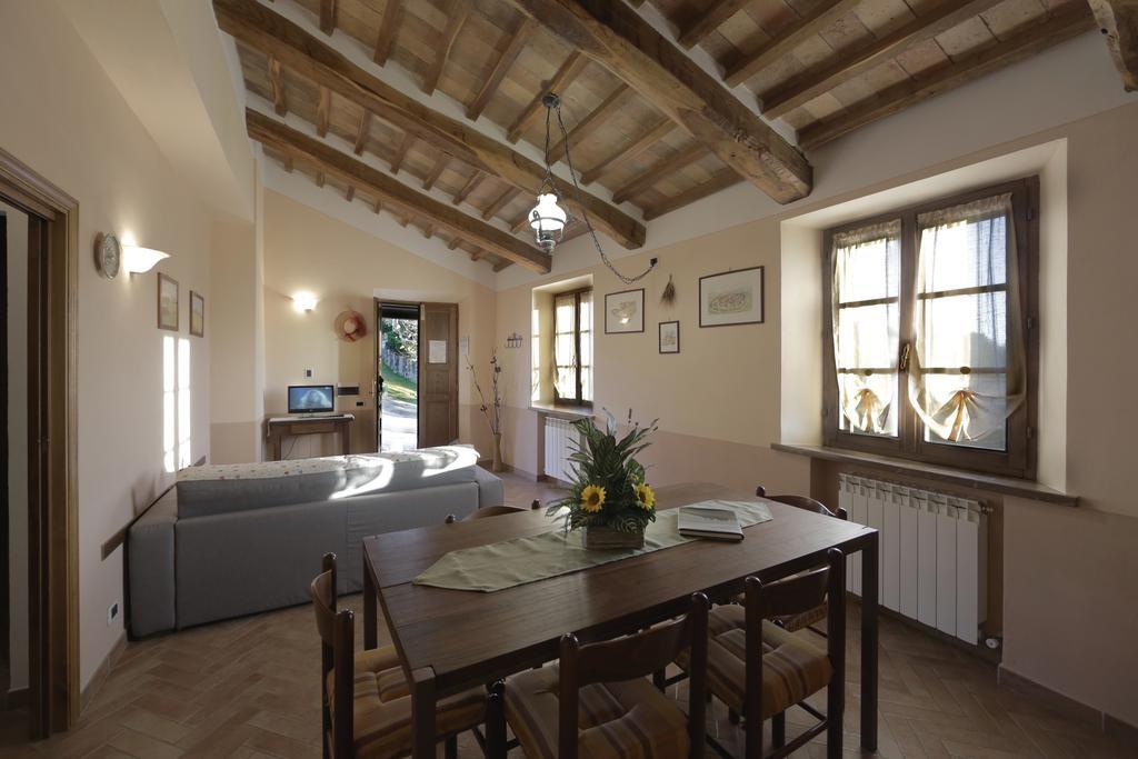 Agriturismo Bagnaia San Quirico dʼOrcia Стая снимка